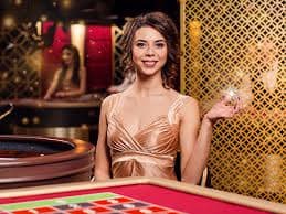 okokph live casino real dealer baccarat table for Philippine players